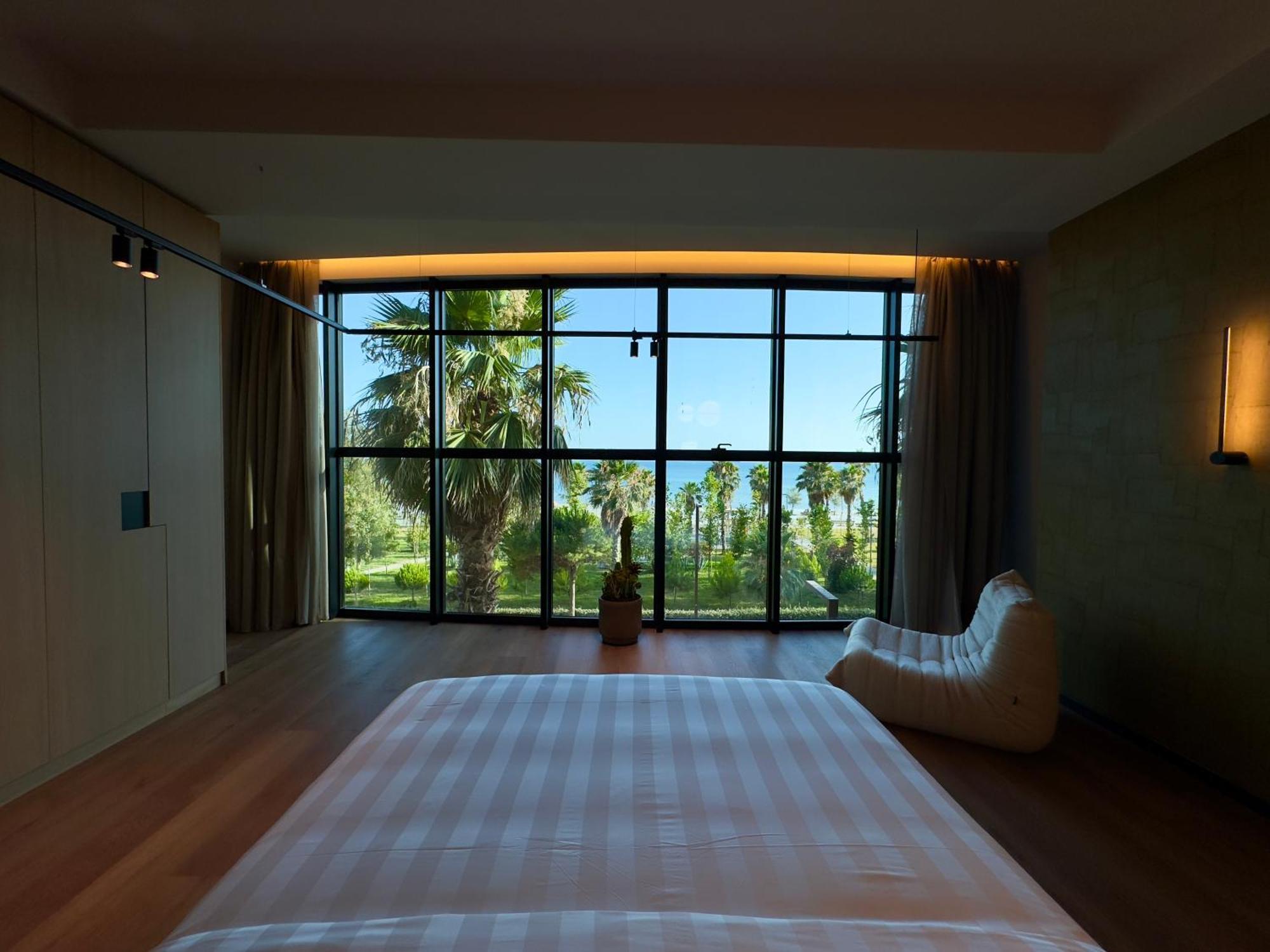 Zins Luxury Hotel *